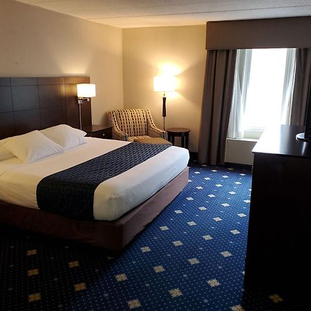 Hotel Baymont By Wyndham Groton/Mystic Extérieur photo
