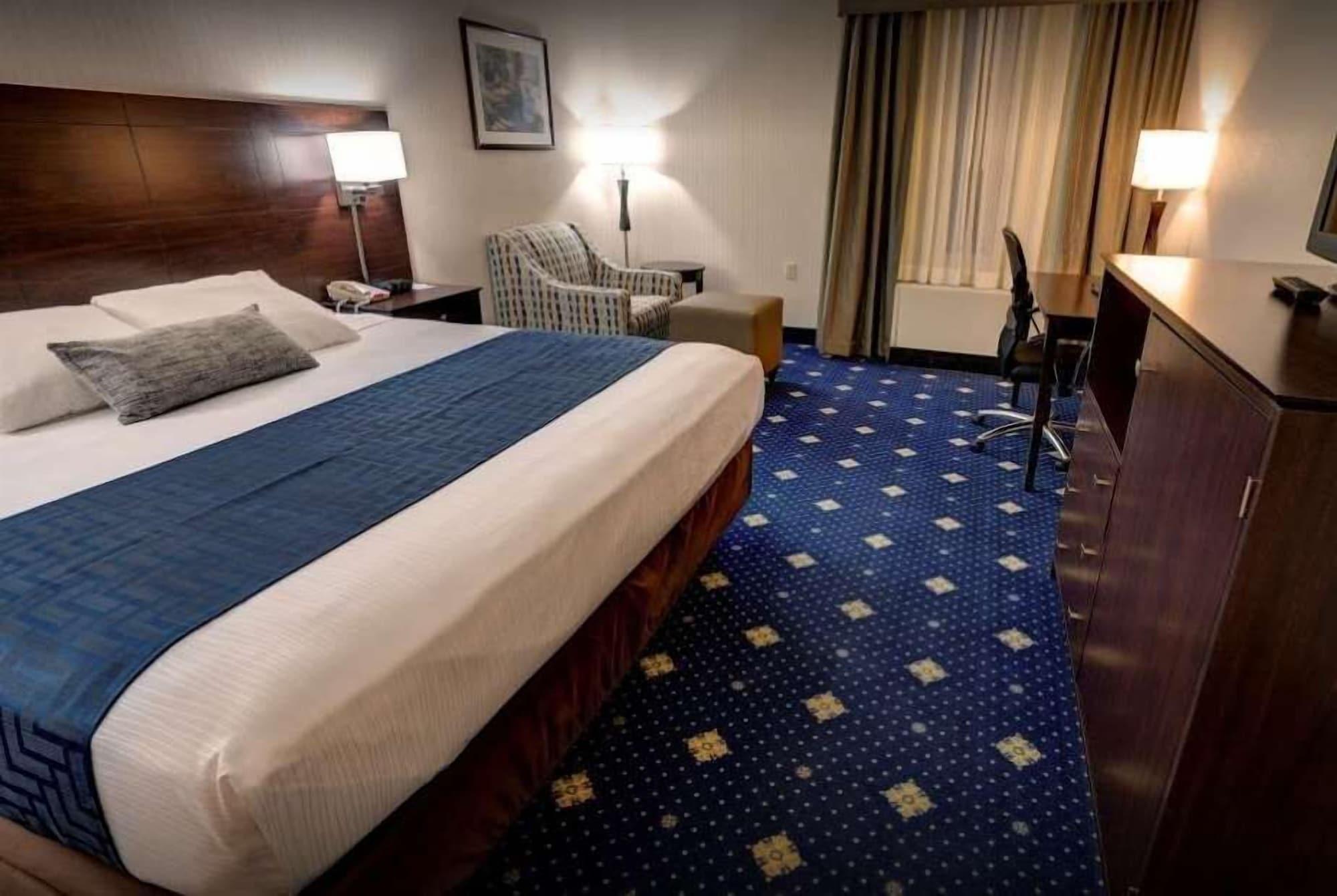 Hotel Baymont By Wyndham Groton/Mystic Extérieur photo