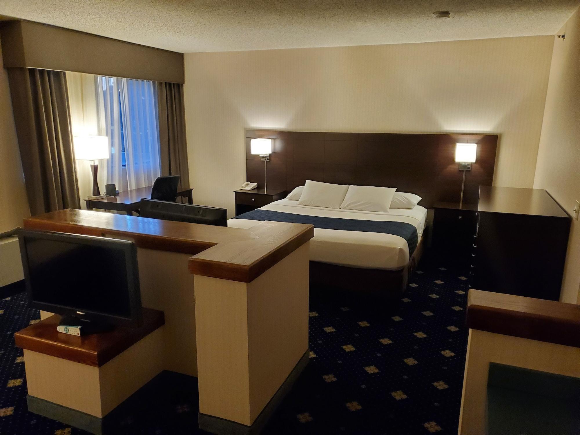 Hotel Baymont By Wyndham Groton/Mystic Extérieur photo