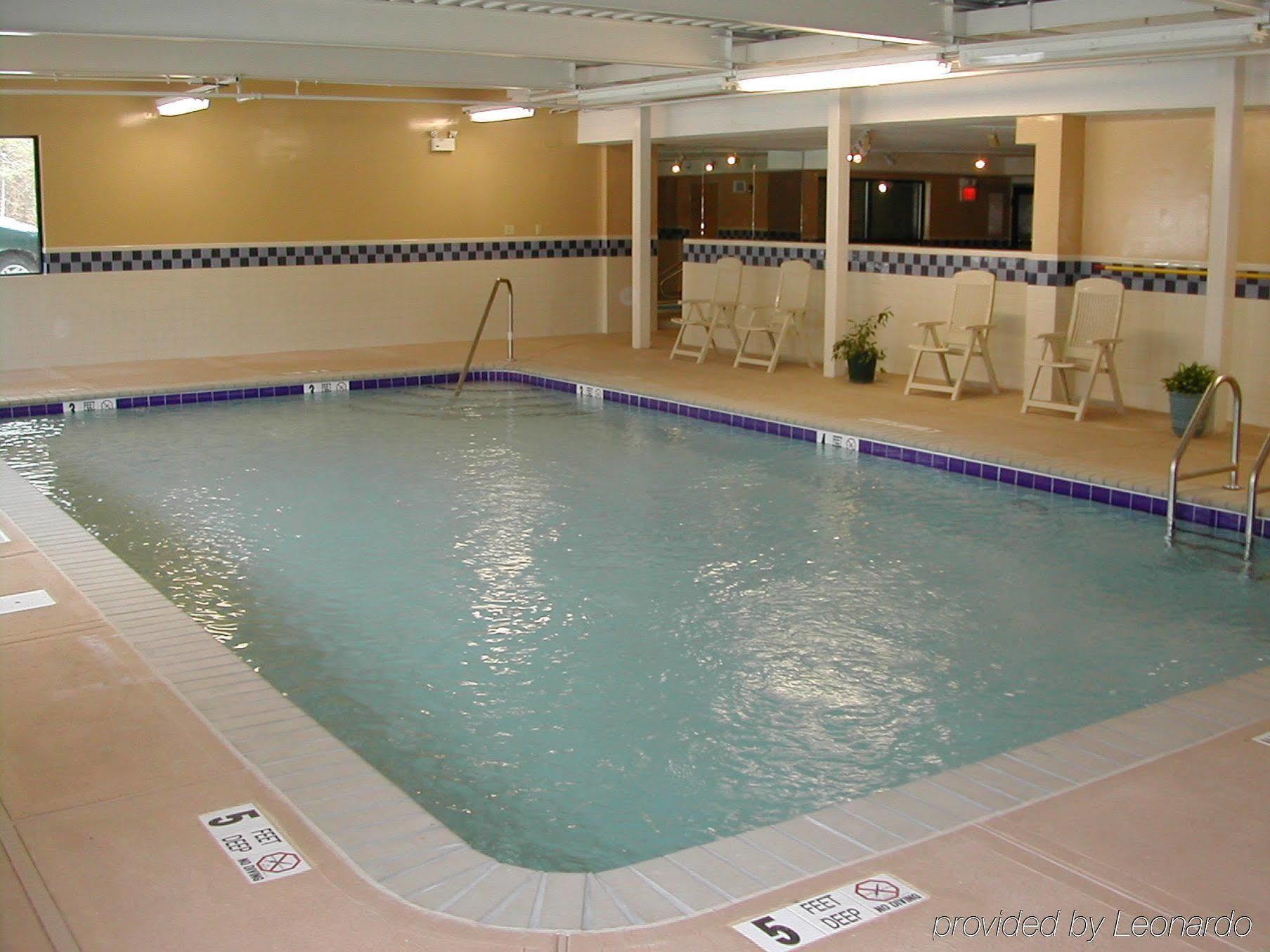 Hotel Baymont By Wyndham Groton/Mystic Extérieur photo